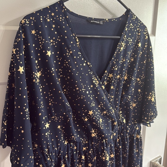 BloomChic V-Neck Flared Short Dress Navy Metallic Gold Stars Women's 12 - Picture 3 of 9